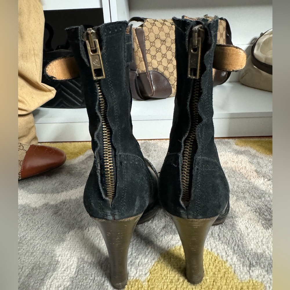 Alexander McQueen leather and patent leather black boots size 40 - Picture 3 of 9